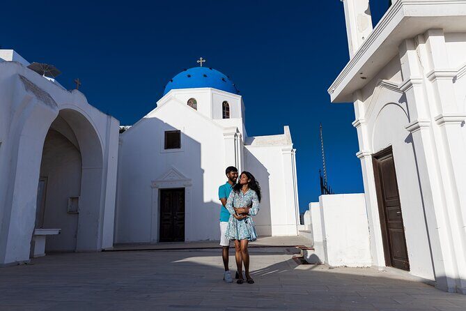 Santorini Private Casual Photoshoot in Oia and Imerovigli - A 75-Minute Private Santorini Photoshoot That Keeps You Moving