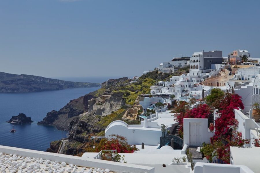 Santorini: Private Day Tour with Guide - Price and value: what you’re really paying for at $199
