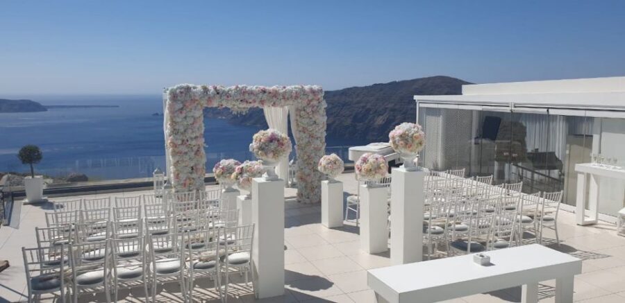 Santorini: Private Exclusive Tour with a Local Guide - Price and value: is $223 a good deal for what you get?