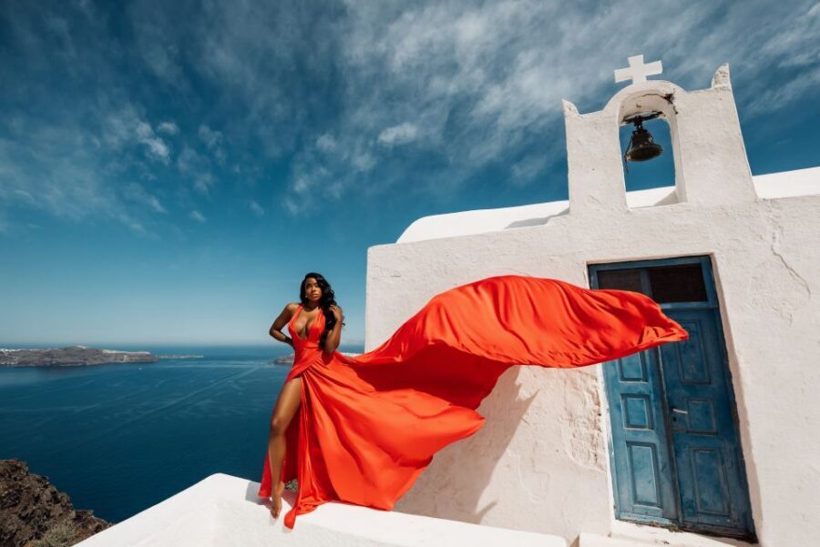 Santorini: Private Flying Dress Photoshoot Experience - What to bring so the session stays easy