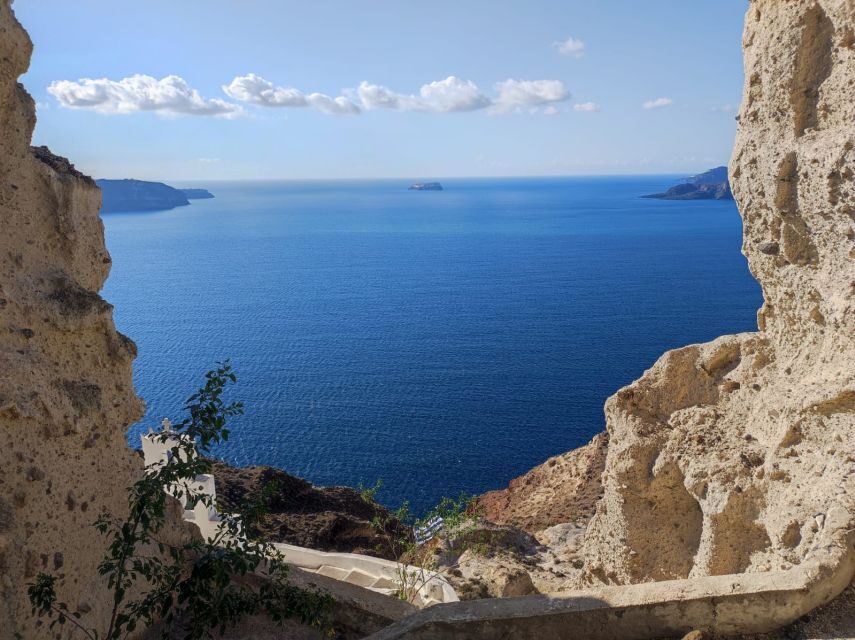 Santorini : Private Half Day - Best of & Wine Tasting Tour - The guide factor: stories, flexibility, and standout service