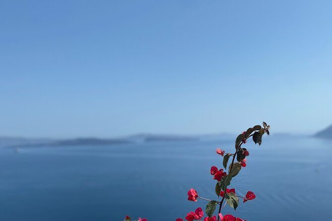 Santorini Private HIGHLIGHTS TOUR - Megalochori: traditional village charm and winery territory