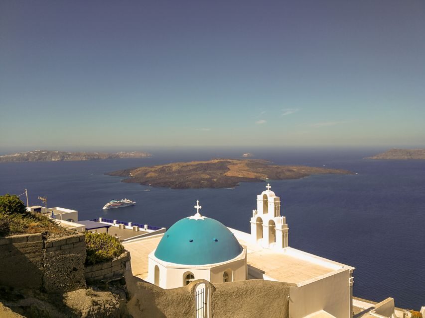 Santorini: Private Instagram Tour - Akrotiri Lighthouse (built in 1892): a quieter dramatic stop