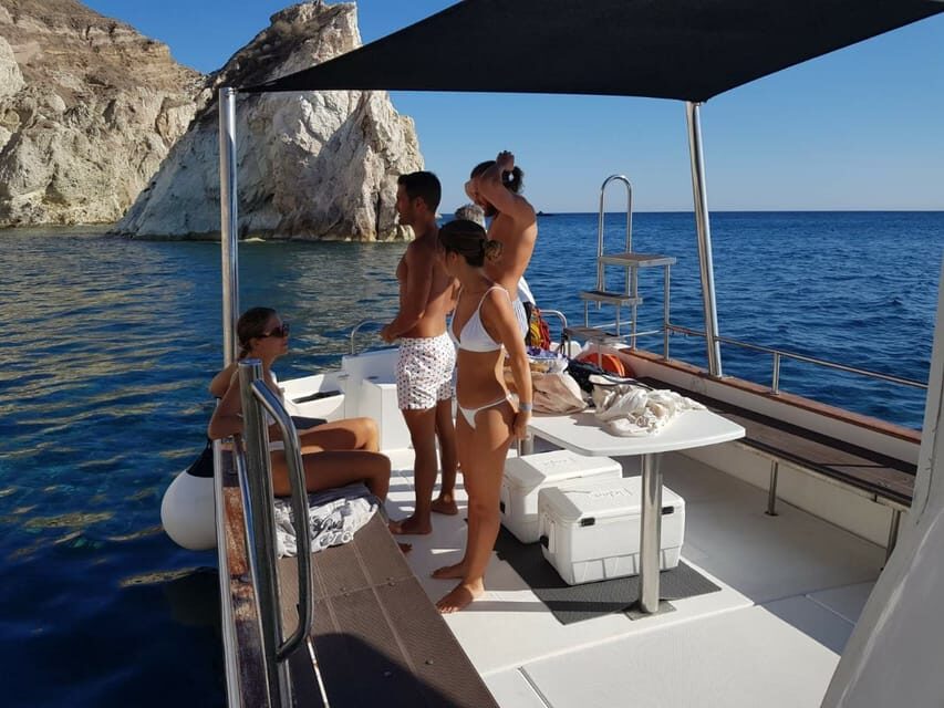 Santorini: Private Motorboat Cruise and Volcano Hike - Getting Onboard at Ammoudi: Comfortable, Practical, Not Cramped