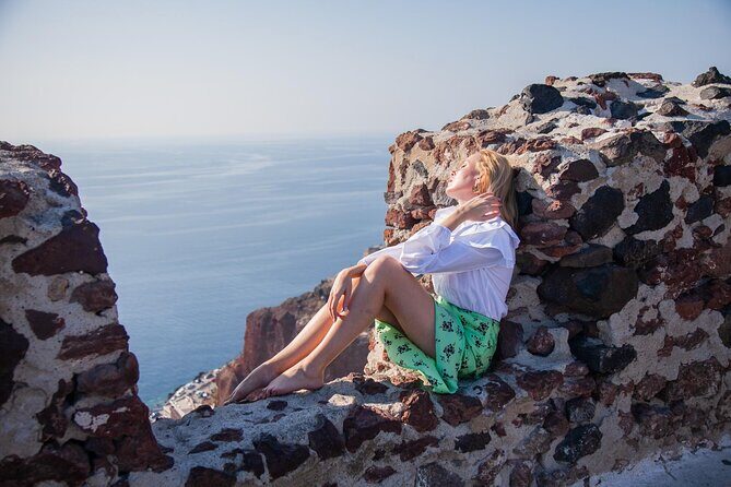 Santorini Private One Hour Photoshoot - Sunset timing and ocean viewpoints: the photos people actually want