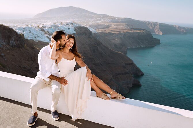 Santorini Private Photo Shoot - Tour - Optional upgrades: express editing, high-resolution, and raw files