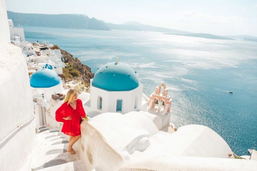 Santorini Private Photoshoot - Why a Private Photoshoot Works So Well in Santorini