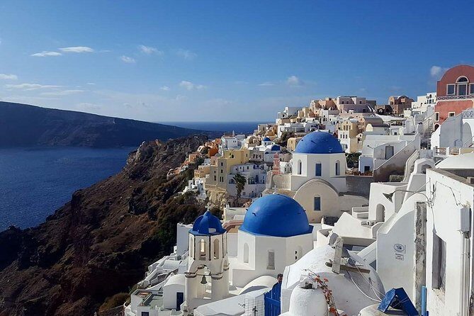 Santorini Private Romantic Tour with Dinner & Wine Tasting - Akrotiri seaside dinner: the meal that ties the whole day together