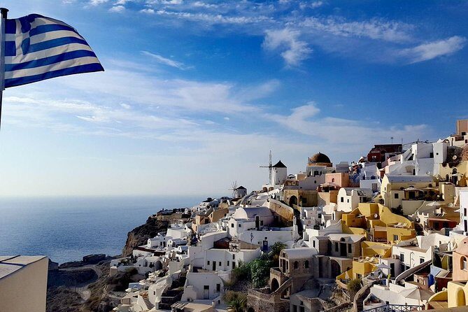 Santorini Private Romantic Tour with Dinner & Wine Tasting - Megalochori sunset: a complimentary bottle and a calmer end