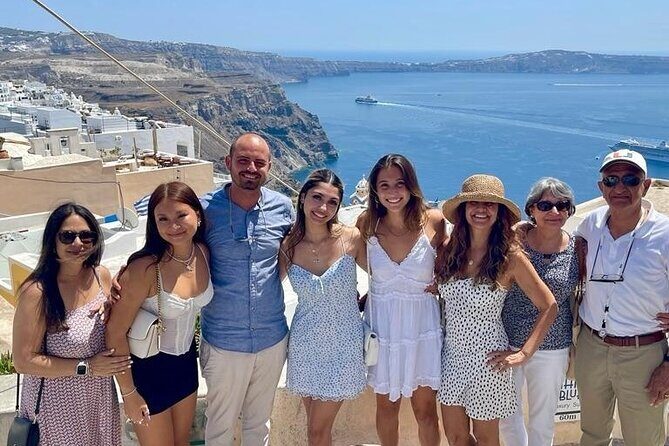 Santorini Private Roundtrip Transfer from/to Airport,Port & Hotel - Service details that matter more than you think
