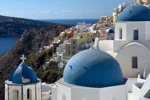 Santorini Private sightseeing land tours - Where you meet your guide in Fira (and why timing matters)
