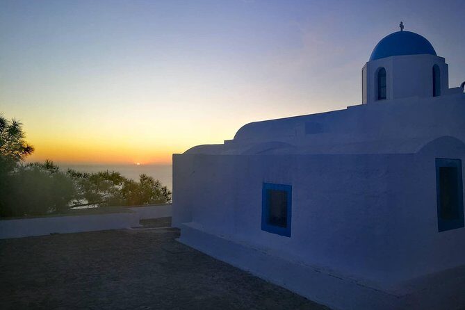 Santorini Private Sunrise Tour - Private transfers with Wi‑Fi: comfort that changes the day