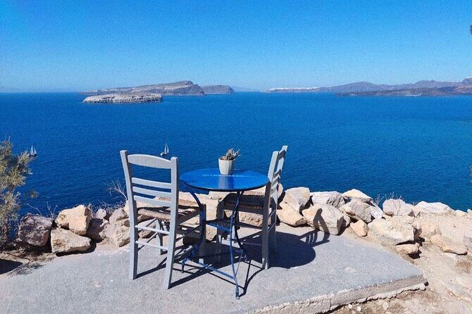 Santorini Private Tour Highlights 6h for Groups and Families - Pyrgos: The Former Capital With a Castle-Top Feel
