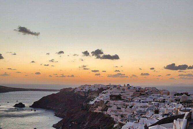 Santorini Private Tour Highlights 6h for Groups and Families - How the Private Vehicle Changes the Day (and Why It Matters)
