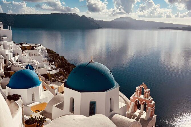 SANTORINI PRIVATE TOUR with Flexible Itinerary & Pickup - Oia Castle and Blue Domes: Where Your Photos Start