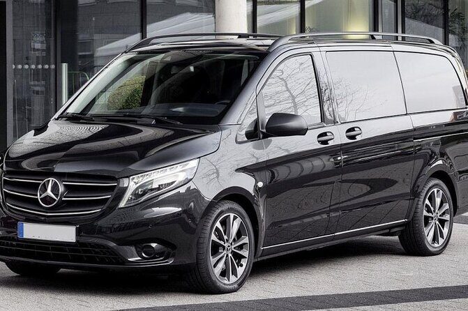 Santorini Private Transfer Service From or To Airport - When This Transfer Fits Best (and When It Might Not)