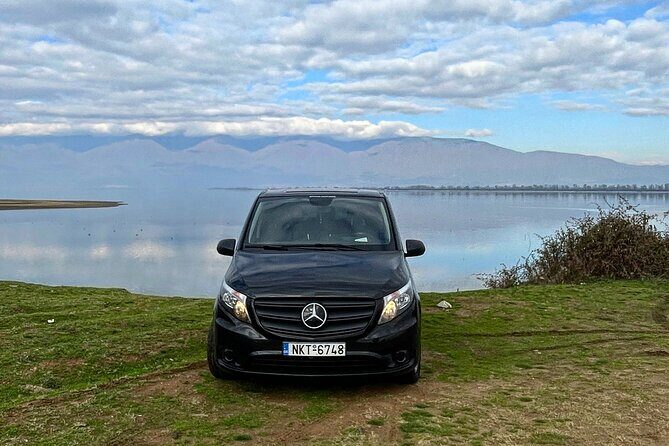 Santorini Private Transfers : From-to Airport/Port or Hotel - Pickup at Airport or Port After Customs and Baggage