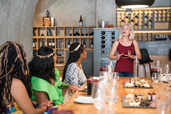 Santorini Private Wine and Food Tour - Lunch at a Traditional Restaurant: Hot/Cold Appetizers Plus a Glass