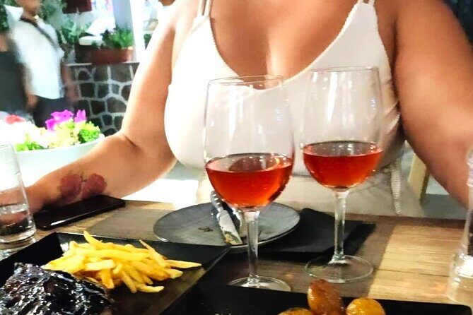 Santorini Private Wine Tasting Experience with private sommelier - Quick hits before you go