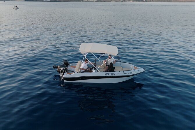 Santorini Rent a Boat - License free private cruise - Price and value: how $301 per group can make sense