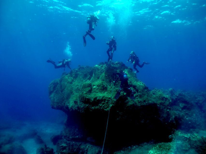 Santorini: Scuba Diving Experience for Beginners - Santorini’s Armeni reef is a smart first-scuba choice