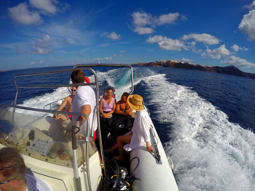 Santorini: Scuba Diving Experience for Beginners - What you’ll see at Armeni: lava formations plus a reef you can focus on