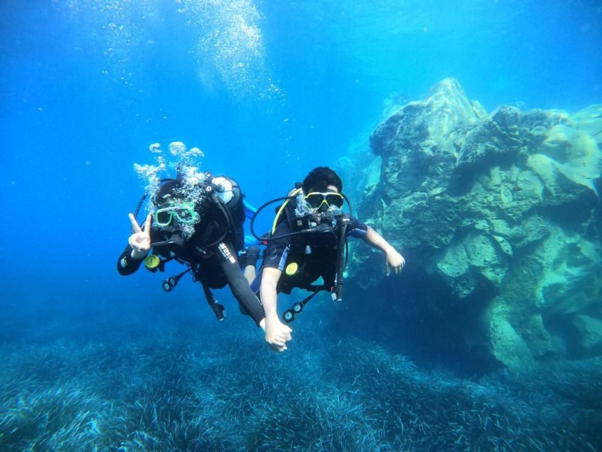 Santorini: Scuba Diving Experience in Caldera for Beginners - Price and value: $106 for a small-group caldera experience