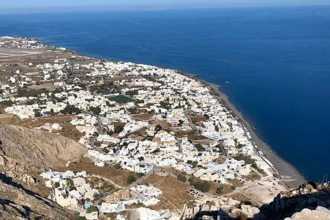 Santorini shared transfer - Hotel drop-off: convenient, but only for selected properties
