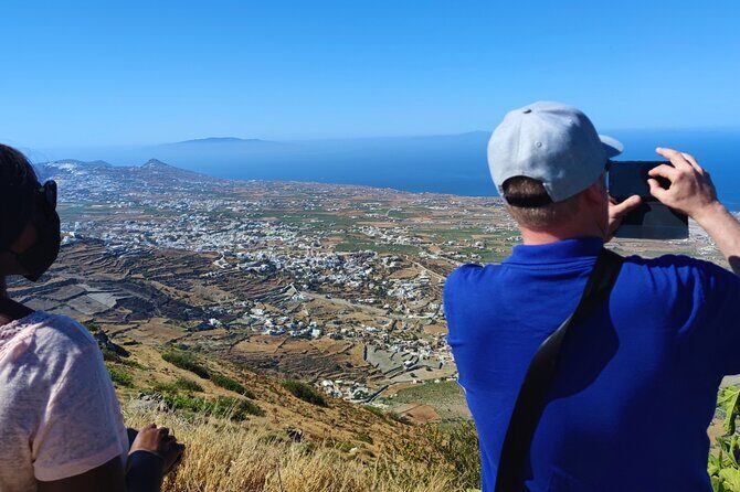 Santorini Shore Excursion: Private Sightseeing Tour - Santo Wines option: a calm caldera finish if you want it