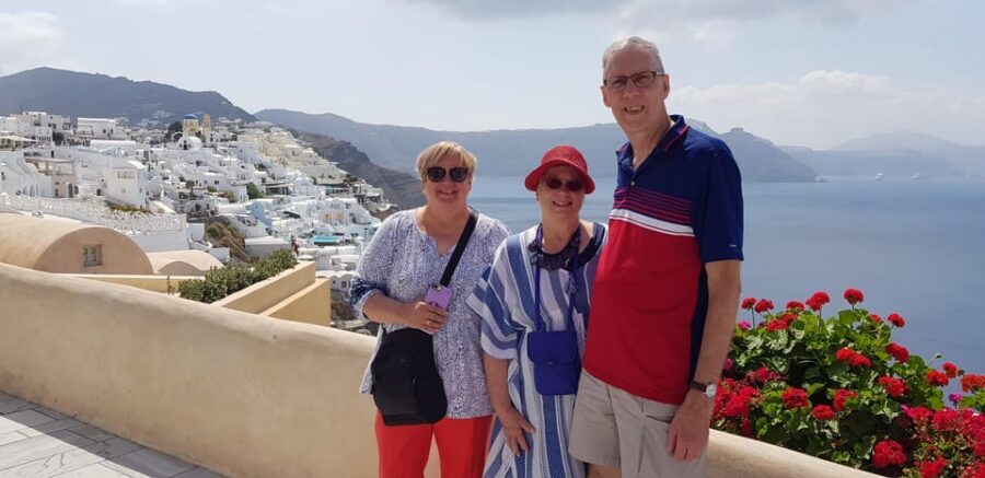 Santorini: Sightseeing Island Tour (Private) - How the 5-hour private circuit feels from hotel pickup