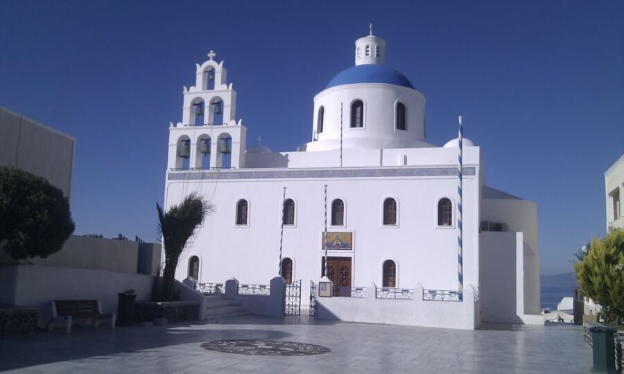 Santorini: Sightseeing Island Tour (Private) - Red Beach and the quick swim moment you’ll remember