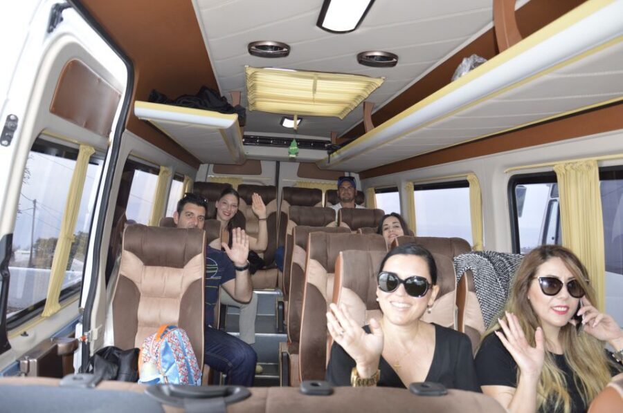 Santorini: Small-Group Highlights Tour of Venetian Castles - The Venetian castles route: Pyrgos to Emporio to Oia