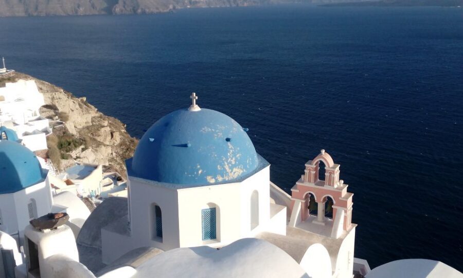 Santorini: Small-Group Highlights Tour of Venetian Castles - Megalochori and the Symposion music show: myth, hands, and sound