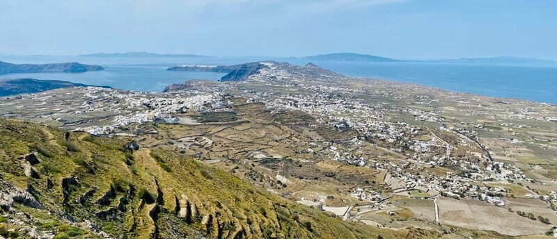 Santorini: Small Group Sightseeing Tour with a Local Guide - Megalochori’s Historic Houses: A Calmer Side of Santorini
