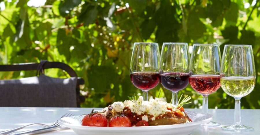 Santorini Small-Group Tour with Wine Tasting & Food Pairing - Why this 6-hour Santorini route works