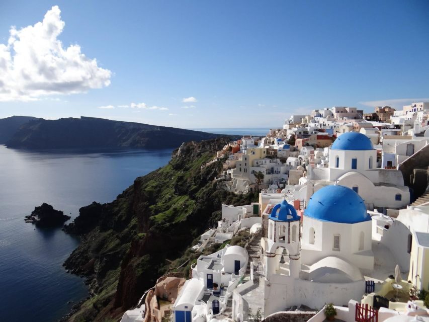 Santorini Small-Group Tour with Wine Tasting & Food Pairing - Pyrgos: Venetian-era streets and castle ruins