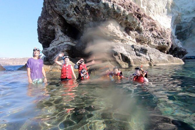 Santorini Stand-Up Paddle and Snorkel Adventure - Logistics check: Kamari meeting point and cruise-ship timing
