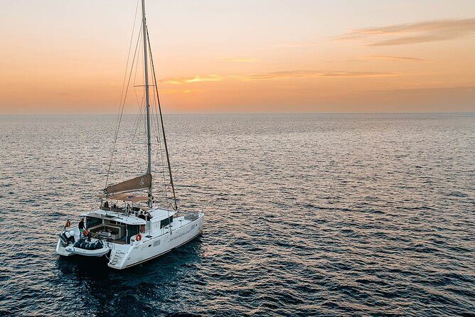 Santorini Sunset Sailing Cruise: Dinner, BBQ, Open Bar, Transfers - Volcano of Santorini and the hot springs: what to expect in the caldera