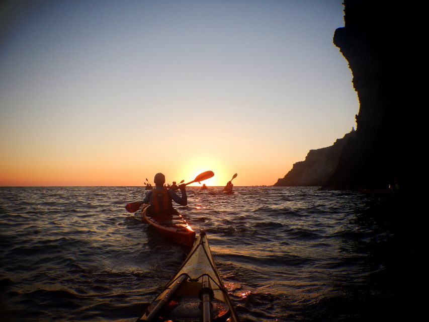 Santorini: Sunset Sea Kayak with Light Dinner - Kampia Beach Snack Break: Food, a Swim Pause, and a Change of Pace