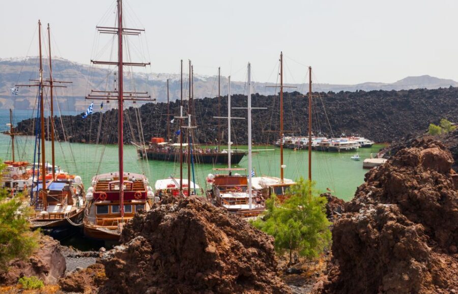 Santorini: Thirassia Islands and Volcano Guided Cruise - Nea Kameni Crater Walk and the Nea Kameni Access Fee