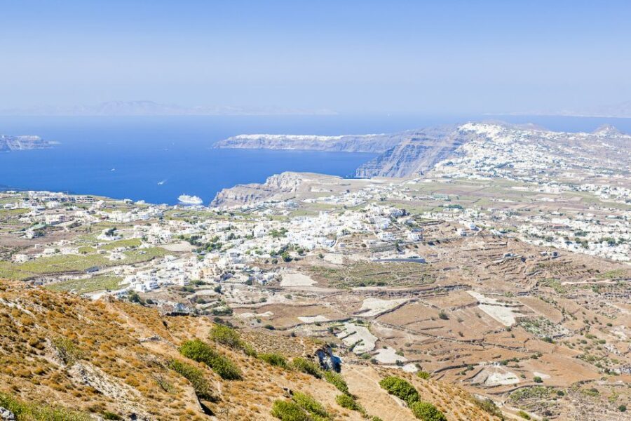 Santorini: Top Sights Day Trip, Wine Tasting, & Oia Sunset - Perissa Black Sand Beach: swim time and the real lunch decision