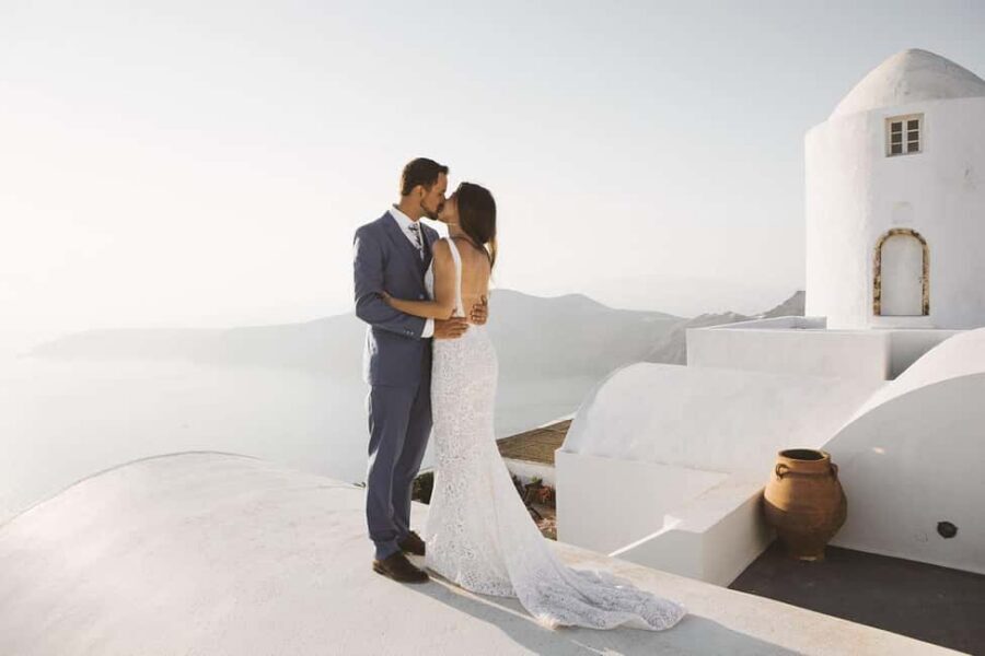 Santorini Unfiltered: Luxury Photoshoot with a Photographer - Santorini Unfiltered in Oia: why this works for real portraits