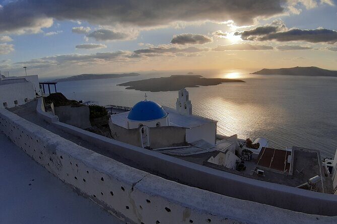 Santorini Unveiled. A Private Tour of Hidden Vistas and Wines - Imerovigli’s white lanes and the church-and-rock photo set