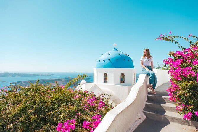 Santorini Vacation Photoshoot - Key things to know before you book this Oia photoshoot