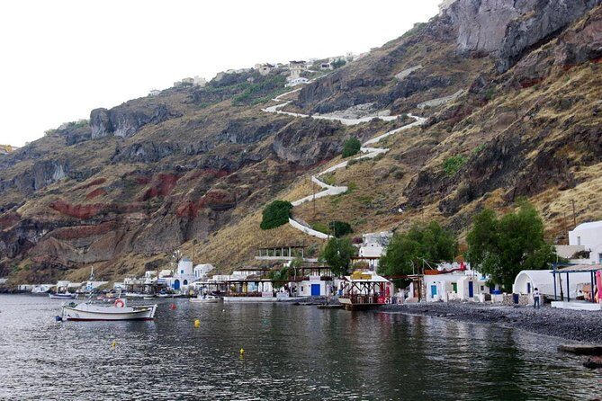 Santorini Volcanic Islands Cruise: Volcano,Hot Springs,Thirassia and Oia Sunset - Stop 3: Palea Kameni Hot Springs Swim (30 Minutes, Sulfur Mud)