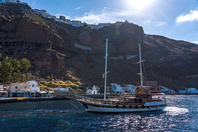 Santorini - Volcano and Hot springs - What you actually do on the ground (and why it matters)