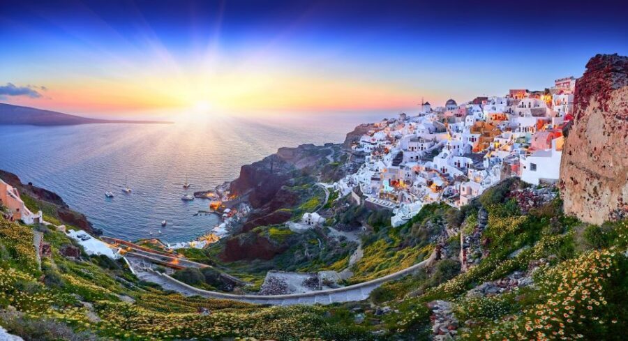 Santorini: Volcano and Hot Springs Sunset Dinner Cruise - Thirasia Island Anchor Time: A Second Chance to Swim