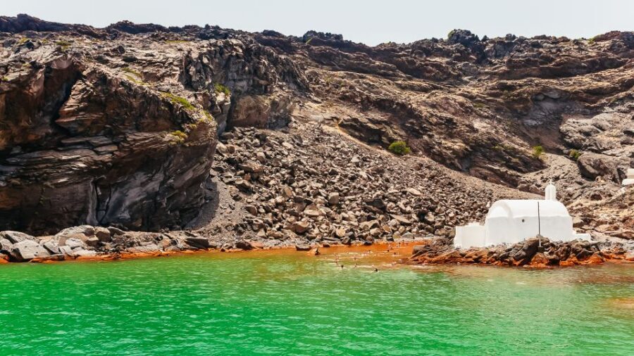 Santorini: Volcano and Hot Springs Sunset Dinner Cruise - Sunset Sailing: Why Watching from the Water Beats the Shore