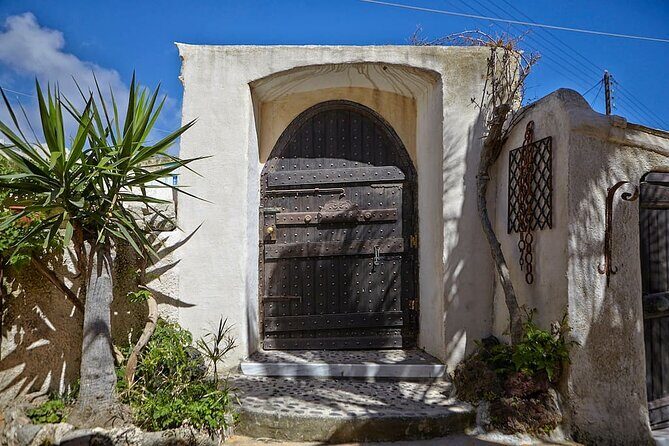 Santorini wine tasting and Traditional Cave Settlement Tour - Who This Tour Fits Best (and Who Might Want a Different Plan)