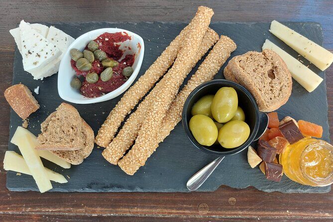 Santorini Wine Tasting & Food Pairing :Taste good life at Santorini - The pairing platter: what you’ll actually eat with the wines